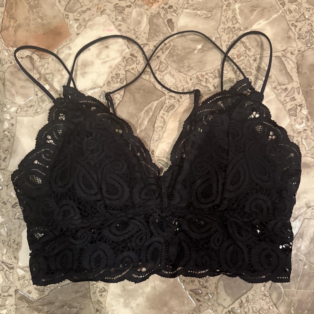 PINK Victoria's Secret Black Lace Bralette